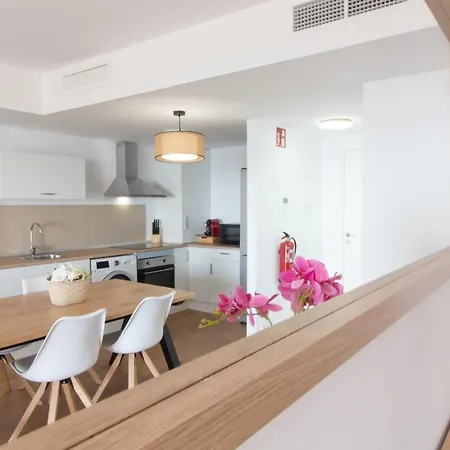 Global Properties, De 2 Con Terraza Y Vistas Al Mar *