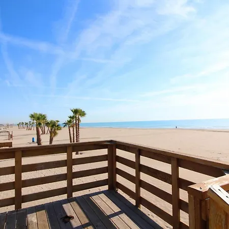 Global Properties, De 2 Con Terraza Y Vistas Al Mar